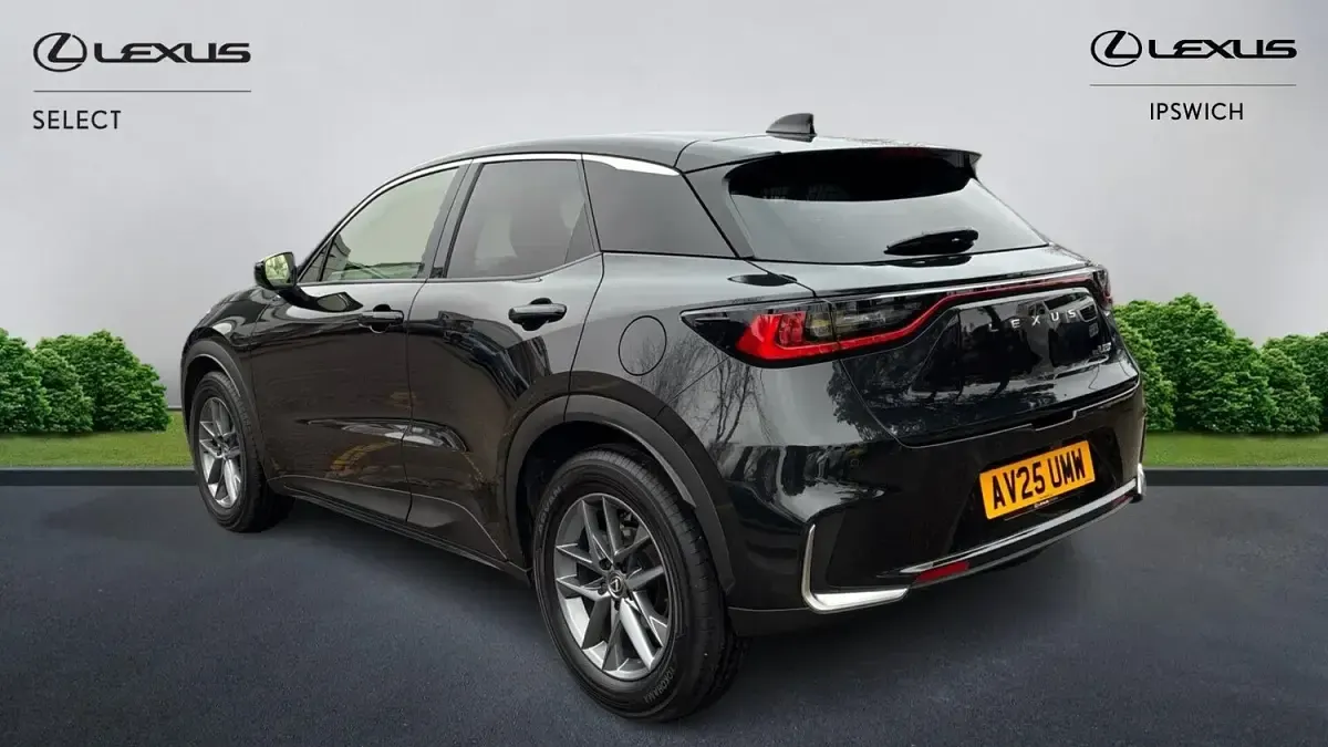 Used Lexus LBX 136 HP (100 kW) 2025 Black SUV