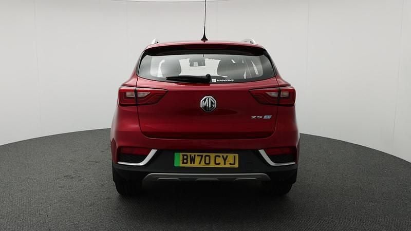 Used MG ZS Exclusive 105 kW (143 HP) 2021 Red Hatchback