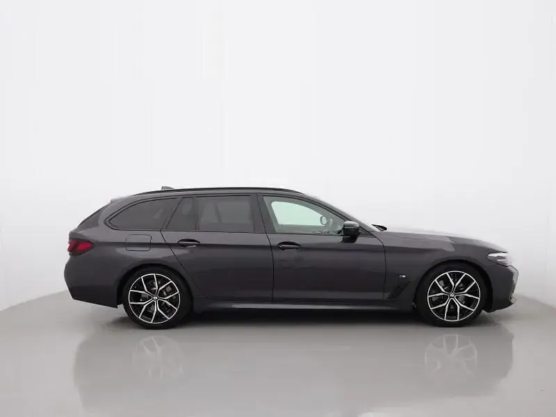 Used BMW 520 M Sport 187 HP (137 kW) 2023 Grey Estate