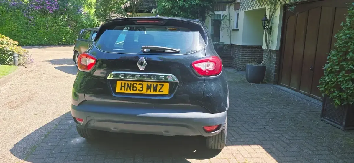 Used Renault Captur Dynamique 90 HP (66 kW) 2013 Black SUV