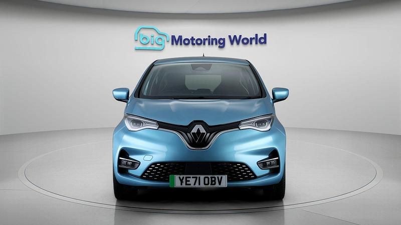 Used Renault Zoe GT-Line 100 kW (136 HP) 2021 Blue Hatchback