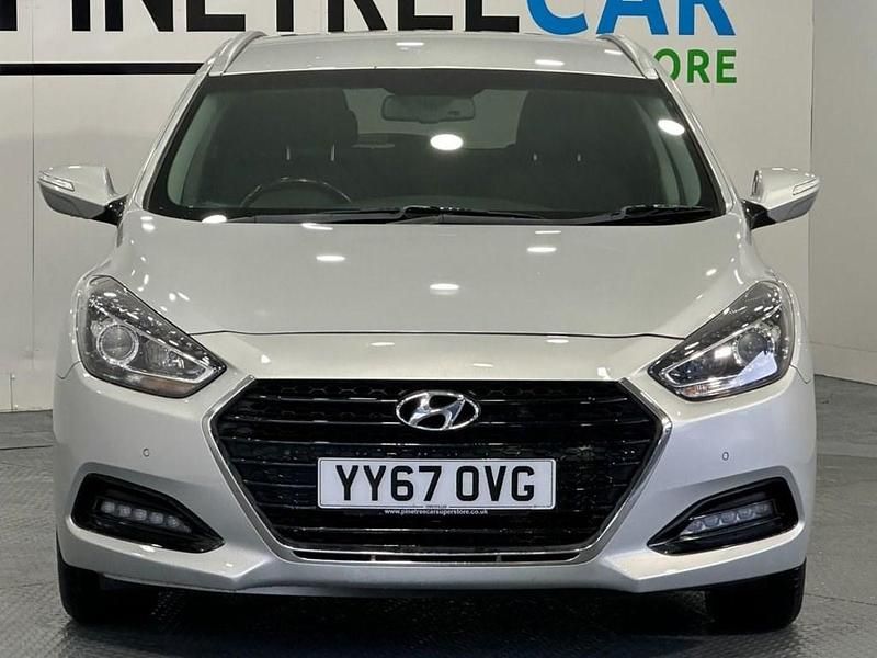 Used Hyundai i40 SE 141 HP (103 kW) 2018 Silver Estate