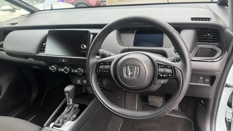 Used Honda Jazz Advance 122 HP (89 kW) 2026 Premium paint  fjord mist Hatchback