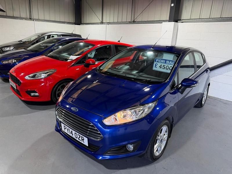 Used Ford Fiesta Zetec 2014 Blue Hatchback