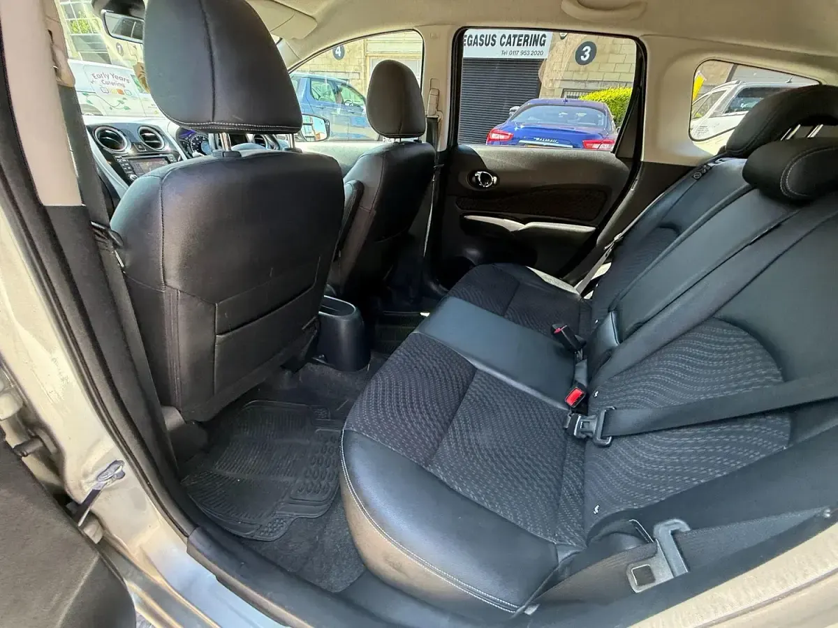 Used Nissan Note S 98 HP (72 kW) 2015 Silver Hatchback