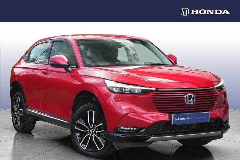 Crystal red Used 2023 Honda HR-V Advance SUV | £24,290 (Fair price) - Image 1/4