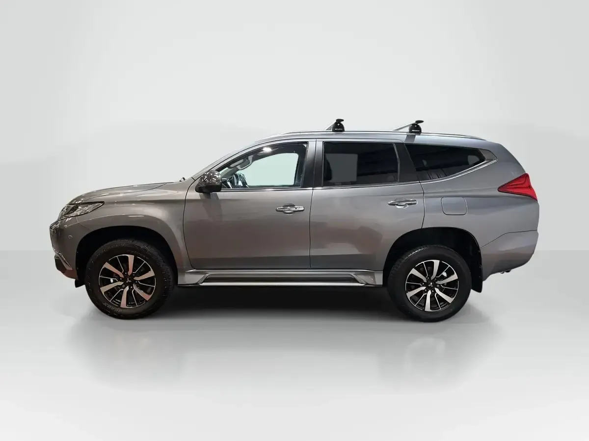 Used Mitsubishi Shogun 178 HP (130 kW) 2020 Grey SUV