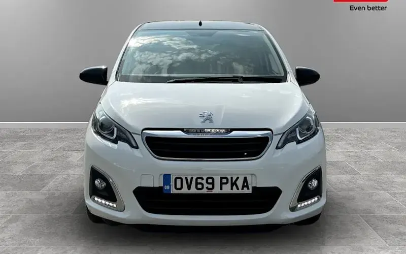 Used Peugeot 108 Allure 72 HP (52 kW) 2022 Hatchback