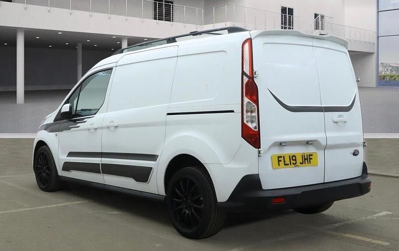 Used Ford Transit Connect Limited 120 HP (88 kW) 2019 White MPV