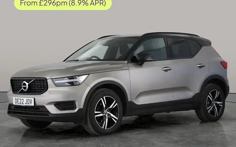 Used Volvo XC40 R-Design 163 HP (119 kW) 2021 SUV