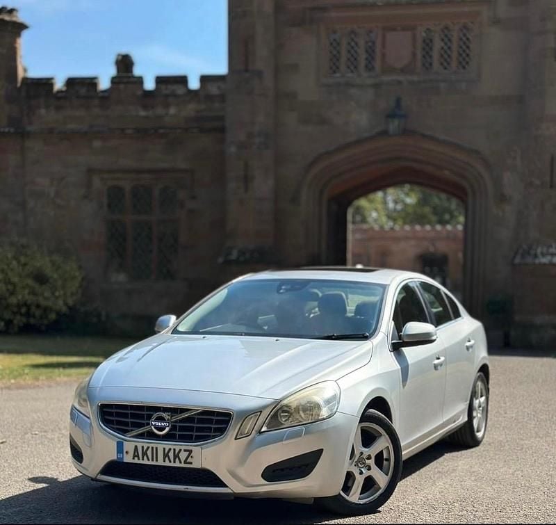 Silver Used 2011 Volvo S60 SE Sedan | £2,100 (Super price) - Image 1/4