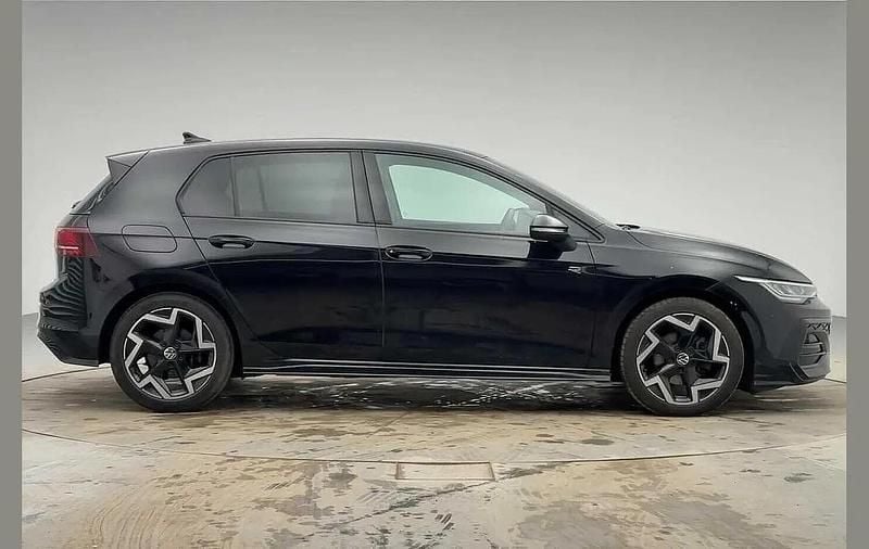 Used VW Golf VIII R-line 147 HP (108 kW) 2025 Black Hatchback