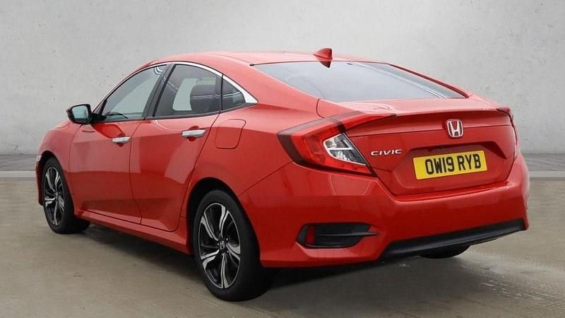 Used Honda Civic SR 126 HP (92 kW) 2019 Red Sedan