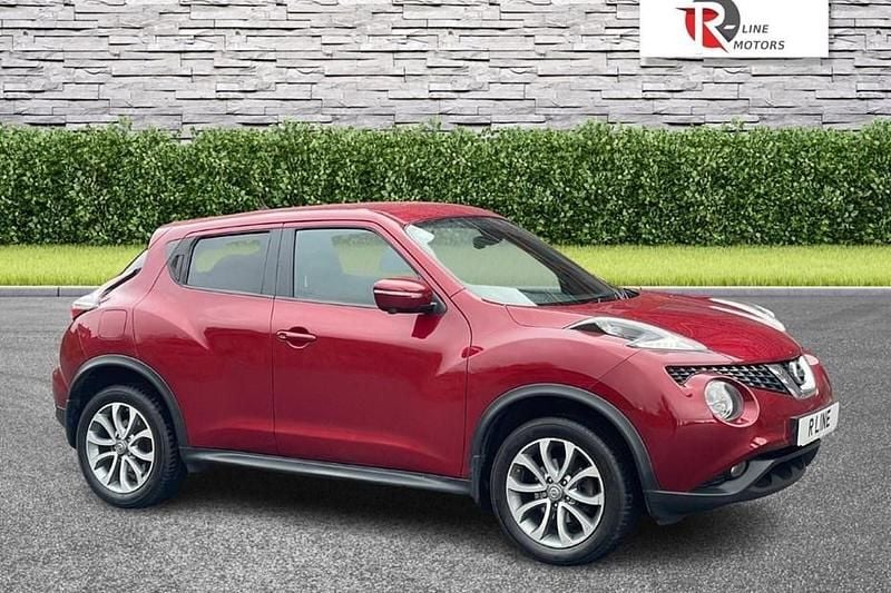 Red Used 2015 Nissan Juke Tekna SUV | £7,595 (Fair price) - Image 1/1