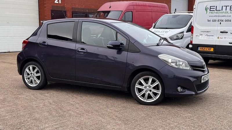Used Toyota Yaris SR 2012 Blue Hatchback