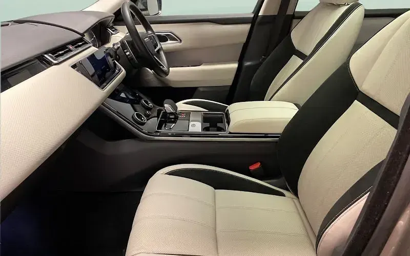 Second-hand Land Rover Range Rover Velar S 204 CP (150 kW) 2022 Maro SUV