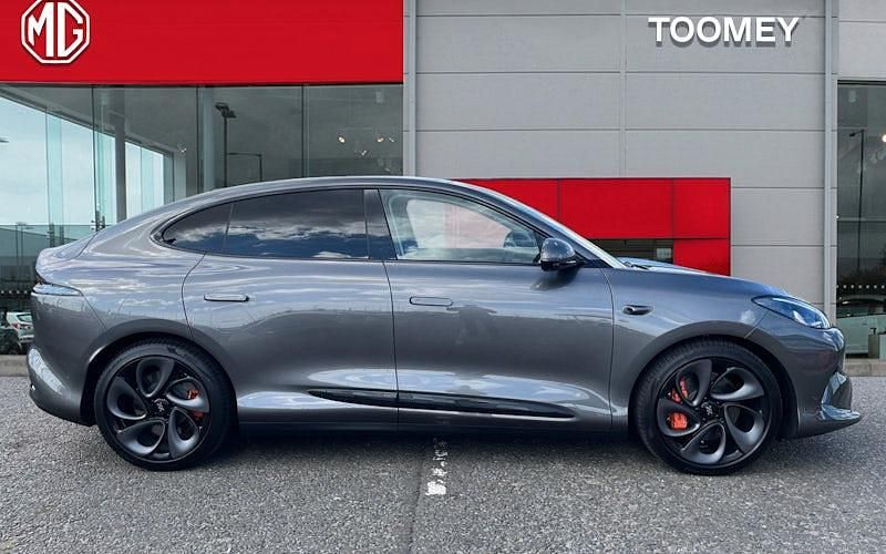 New MG IM6 553 kW (752 HP) 2025 SUV