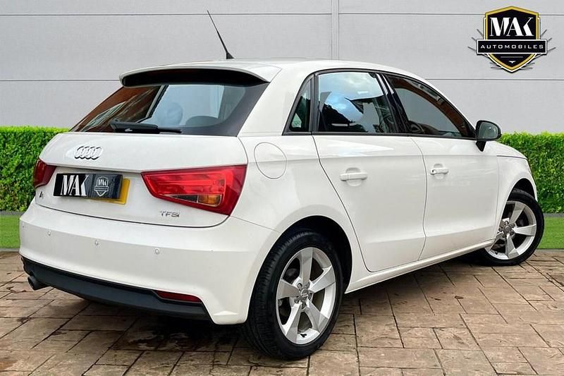 Used Audi A1 Sportback Sport 2015 White Hatchback