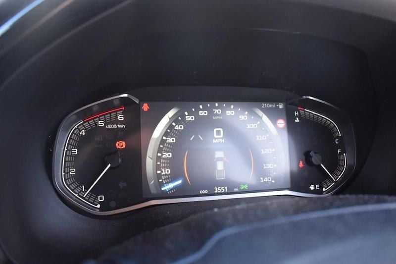 Second-hand Isuzu D-Max 163 CP (119 kW) 2025 Albastru Pickup