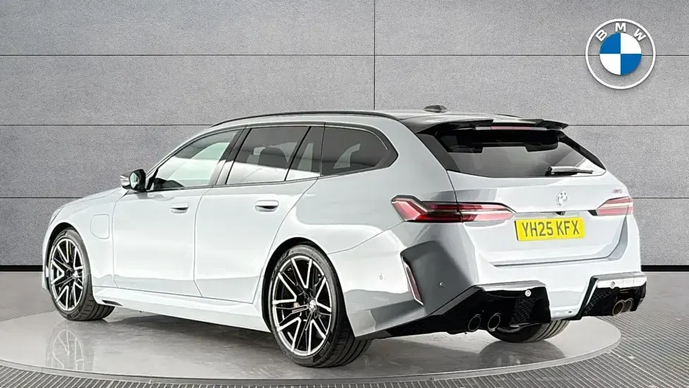 Used BMW M5 Comfort Edition 717 HP (527 kW) 2025 Grey Estate