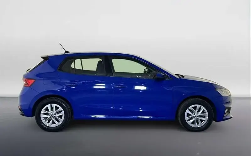 Used Skoda Fabia Comfort 80 HP (58 kW) 2023 Blue Hatchback