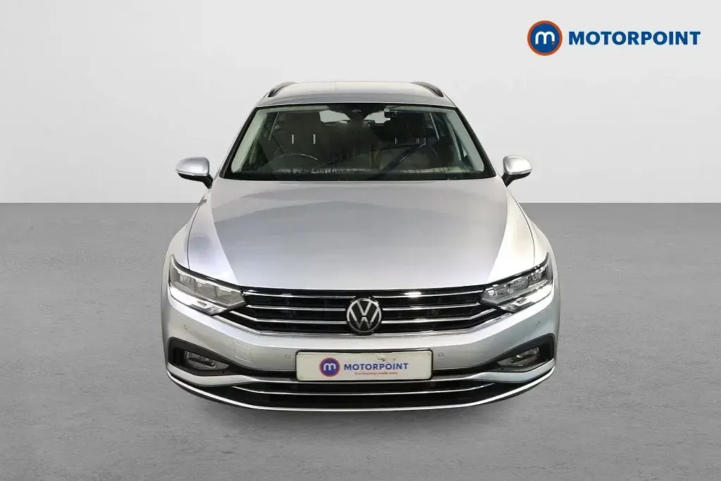 Usado VW Passat SE 2021 Prateado Carrinha