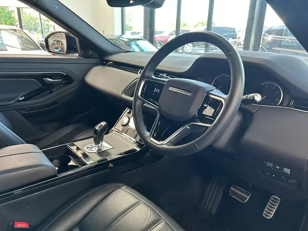 Used Land Rover Range Rover evoque R-Dynamic 309 HP (227 kW) 2023 Silver SUV