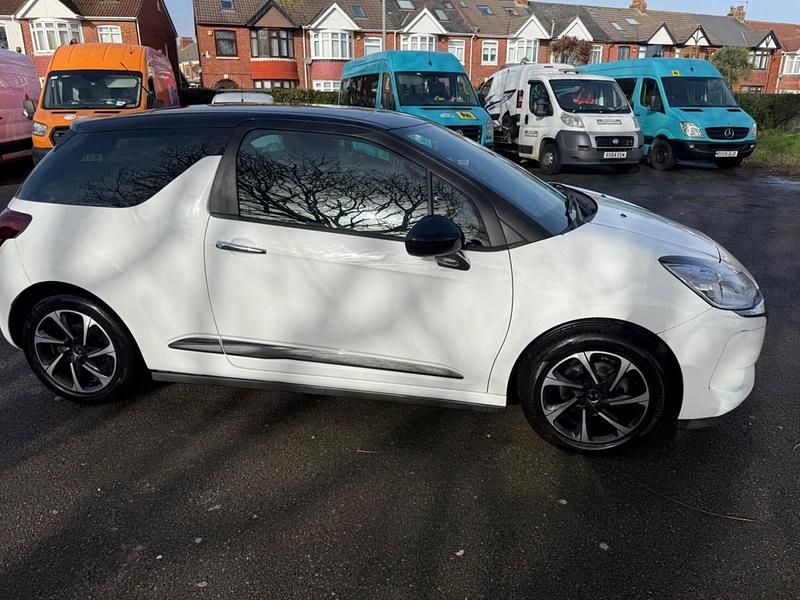 Used DS Automobiles DS3 Elegance 2017 White Hatchback