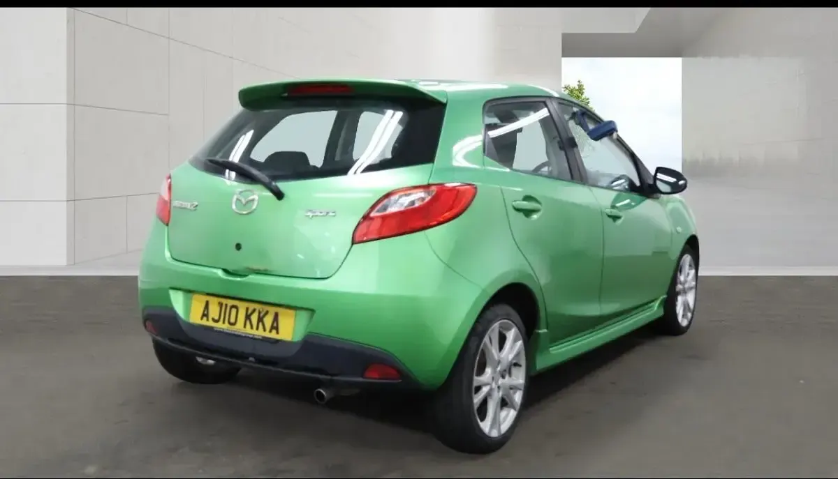 Used Mazda 2 Inclusive 2010 Green Hatchback