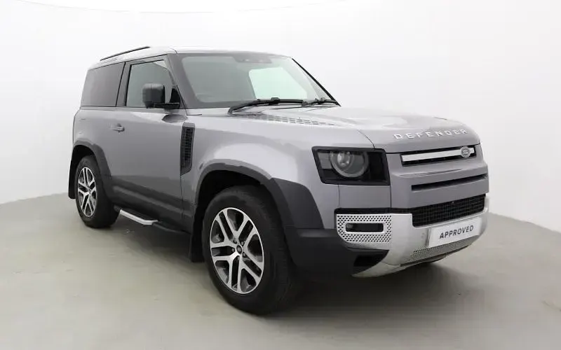 Used Land Rover Defender SE 250 HP (183 kW) 2021 SUV