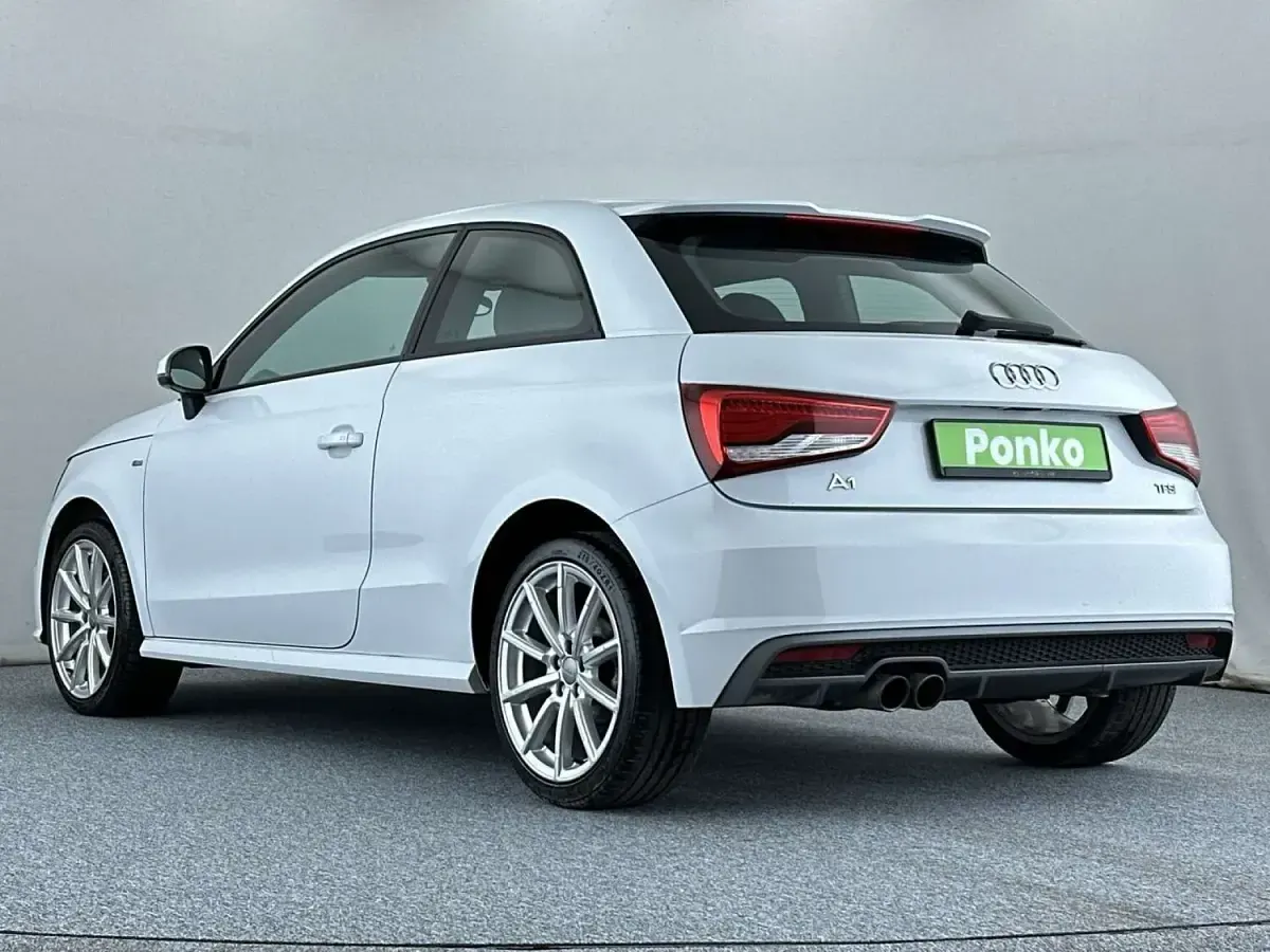 Used Audi A1 S-Line 125 HP (91 kW) 2015 White Hatchback