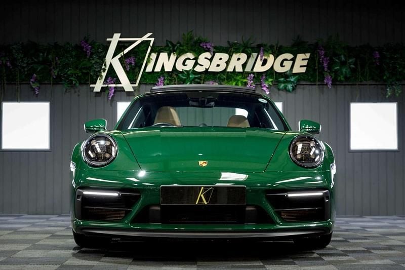 Used Porsche 911 Carrera GTS 473 HP (347 kW) 2023 Green Coupe