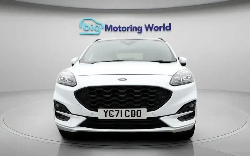 Used Ford Kuga ST-Line X 120 HP (88 kW) 2021 White SUV