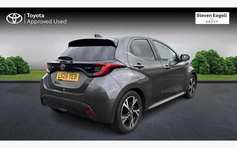 Used Toyota Yaris Hybrid Design 116 HP (85 kW) 2026 Hatchback