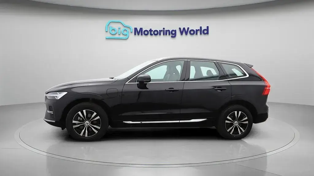 Usado Volvo XC60 Core 350 HP (257 kW) 2023 Preto SUV