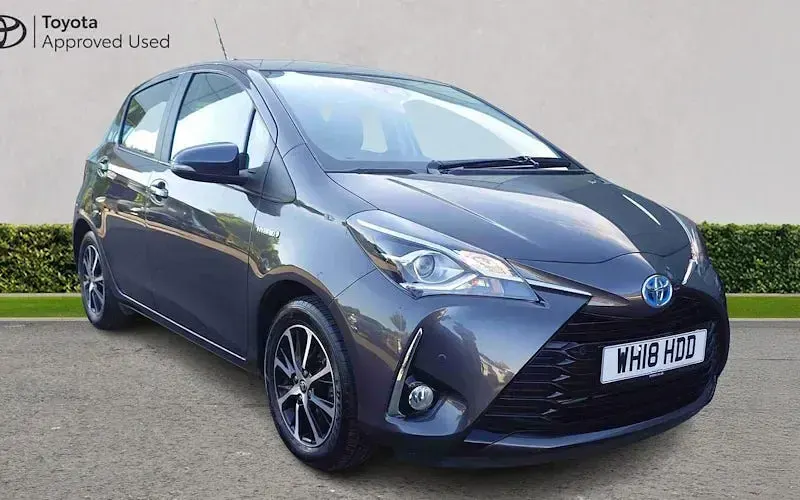 Used Toyota Yaris Hybrid 101 HP (74 kW) 2019 Hatchback