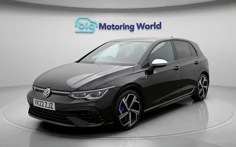 Used VW Golf VIII R 320 HP (235 kW) 2024 Hatchback