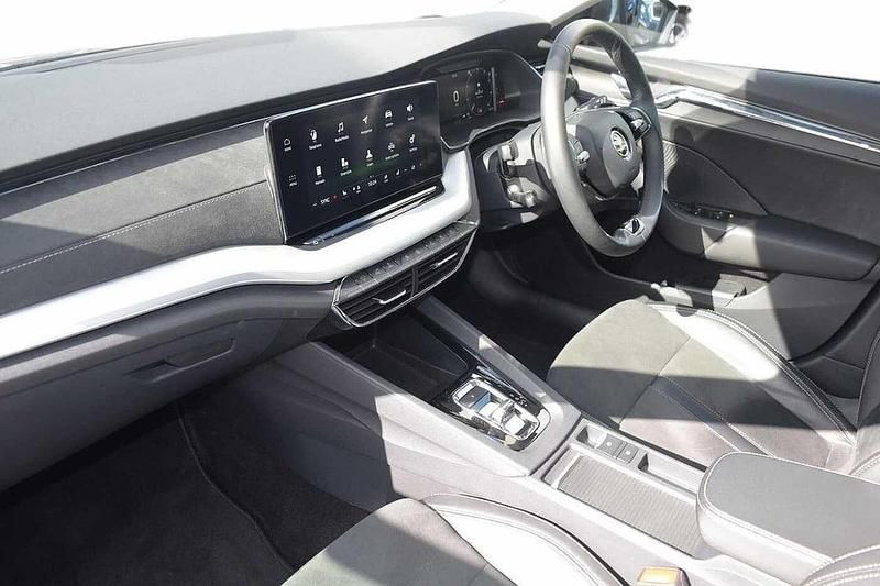 Used Skoda Octavia SE L 148 HP (108 kW) 2024 Graphite grey metallic Hatchback