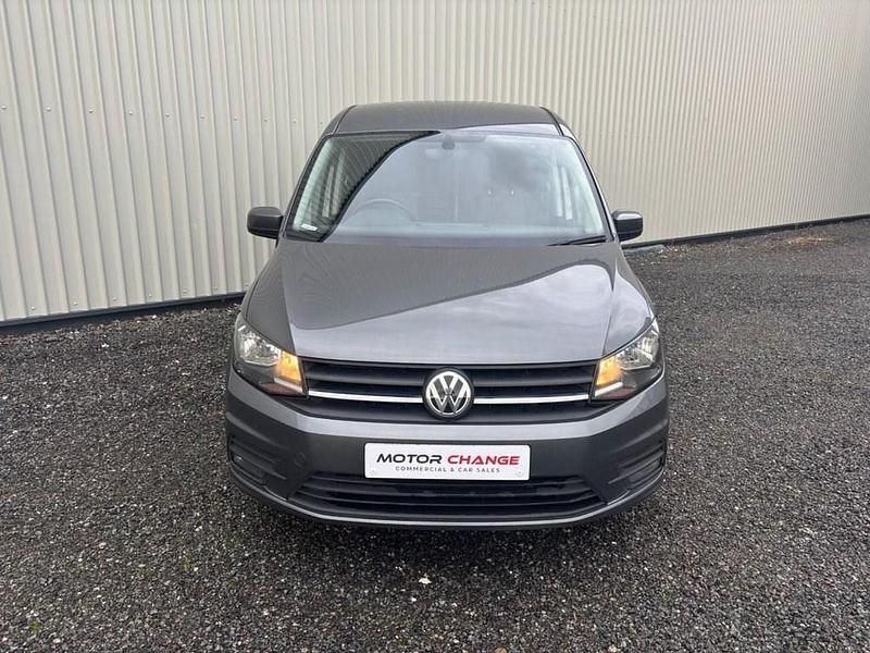 Used VW Caddy Maxi Highline 102 HP (75 kW) 2020 Grey MPV