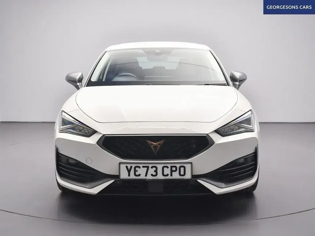 Used Cupra Leon 150 HP (110 kW) 2023 White Hatchback