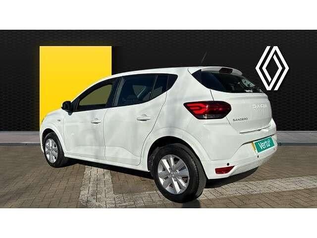 Used Dacia Sandero Expression 91 HP (66 kW) 2023 White Hatchback