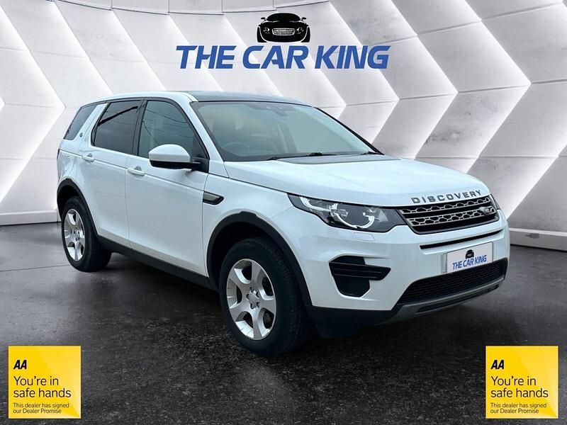 White Used 2017 Land Rover Discovery Sport SE SUV | £10,480 (Good price) - Image 1/4