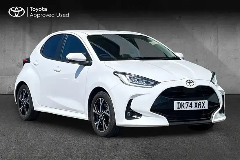Used Toyota Yaris Design 116 HP (85 kW) 2024 Hatchback