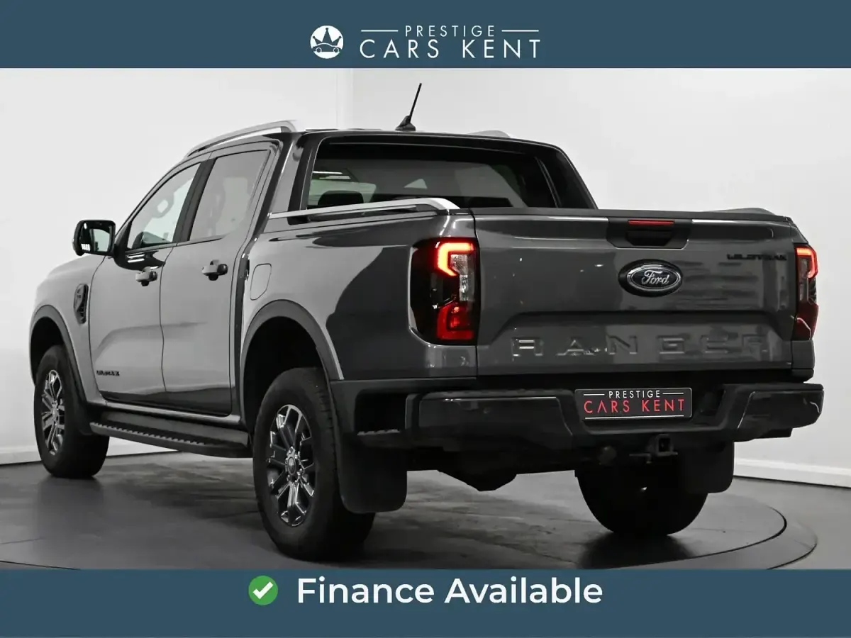 Używany Ford Ranger Wildtrack 240 KM (176 kW) 2025 Szary Pickup
