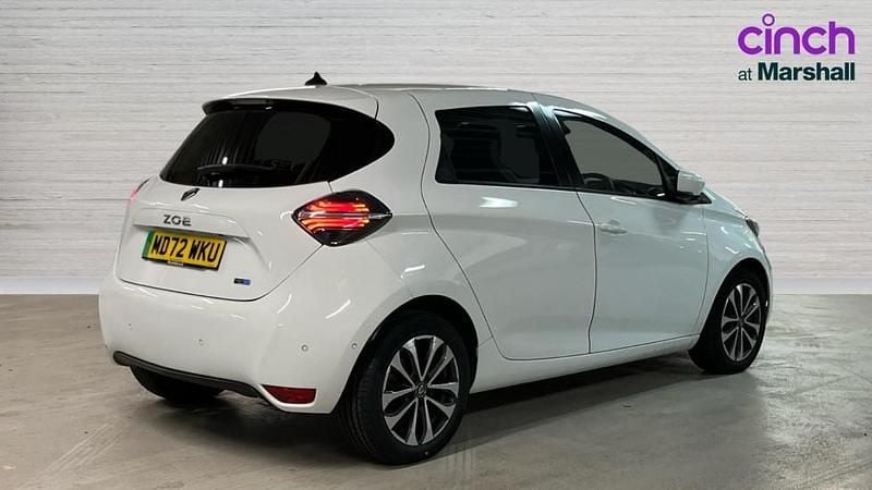 Used Renault Zoe GT-Line 100 kW (136 HP) 2022 White Hatchback