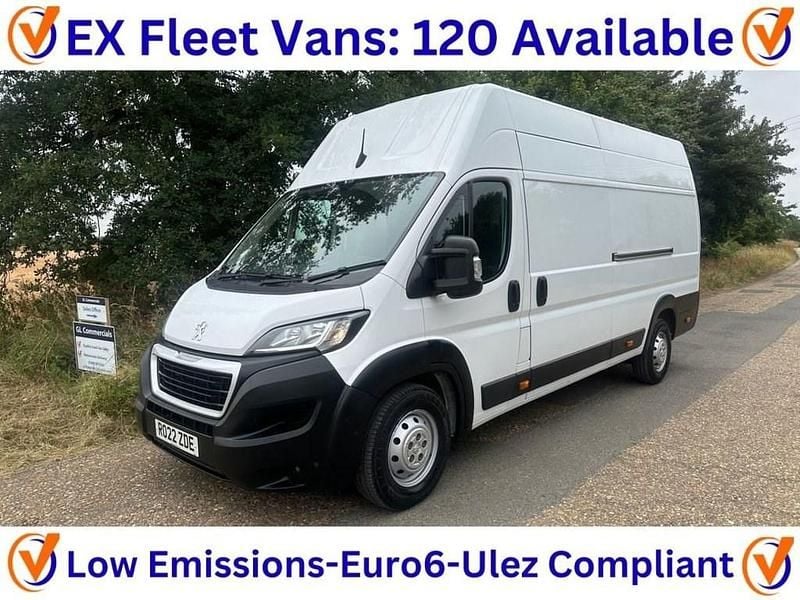 White Used 2022 Peugeot Boxer Van | £15,310 (Fair price) - Image 1/3