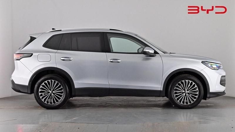 Used VW Tiguan Match 150 HP (110 kW) 2024 Silver SUV
