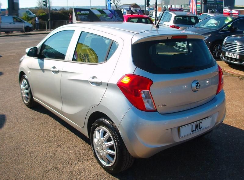 Second-hand Vauxhall Viva 75 CP (55 kW) 2017 Argintiu Hatchback