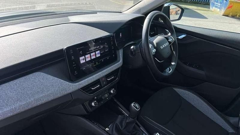 Used Skoda Kamiq SE 95 HP (69 kW) 2025 Grey SUV