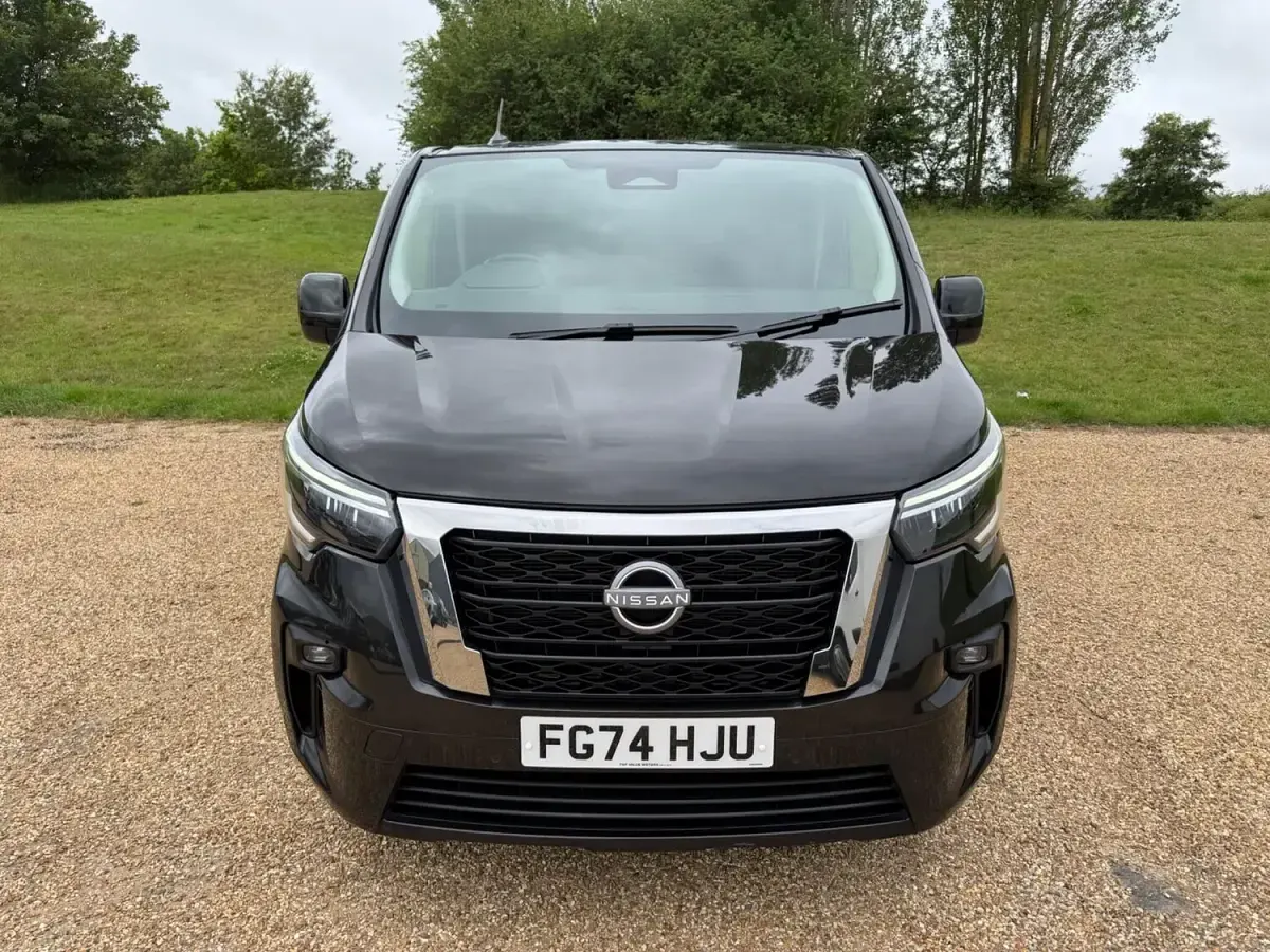 Used Nissan Primastar Tekna 110 HP (80 kW) 2024 Black MPV